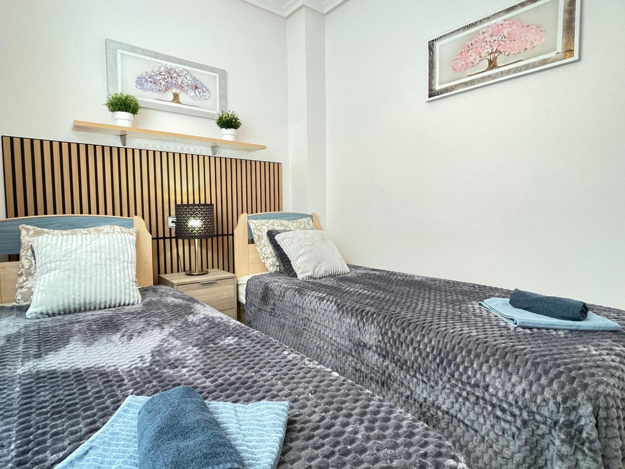 Superior La Playa! 3 Bedrooms! 2 Baths! Air Condition! Side Sea View! Τορεβιέχα Εξωτερικό φωτογραφία
